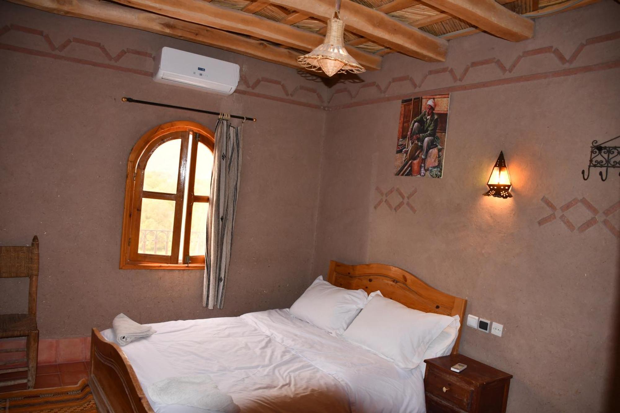 Gite D'Etape Tamaloute Bed & Breakfast โบ ดราราร์ ภายนอก รูปภาพ